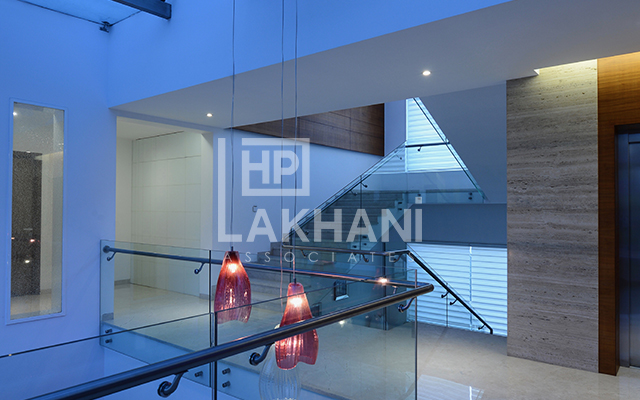 modern interior stairs design by HP Lakhani Associates